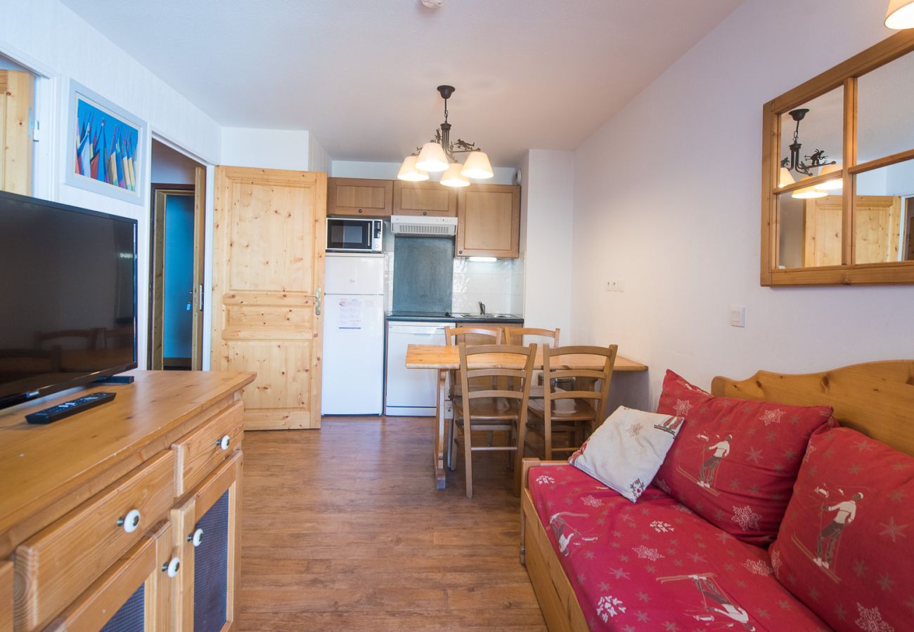 Apartment in Orcières - Apt 4/6 ppl near the ski runs, family friendly