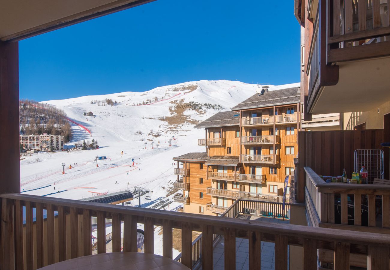 Apartment in Orcières - Apt 4/6 ppl near the ski runs, family friendly