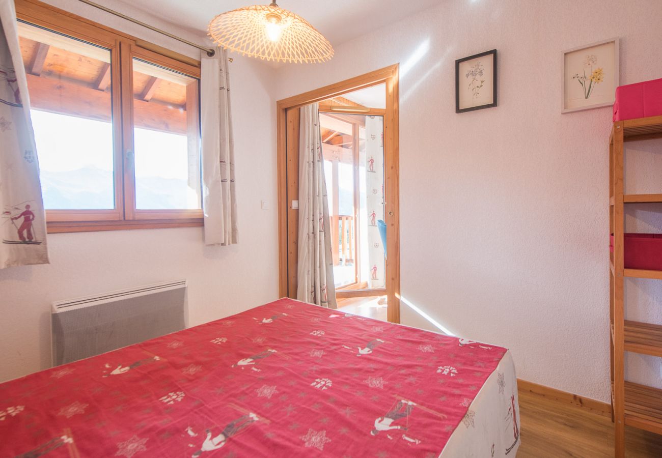 Apartment in Orcières - Apt 4/6 ppl near the ski runs, family friendly