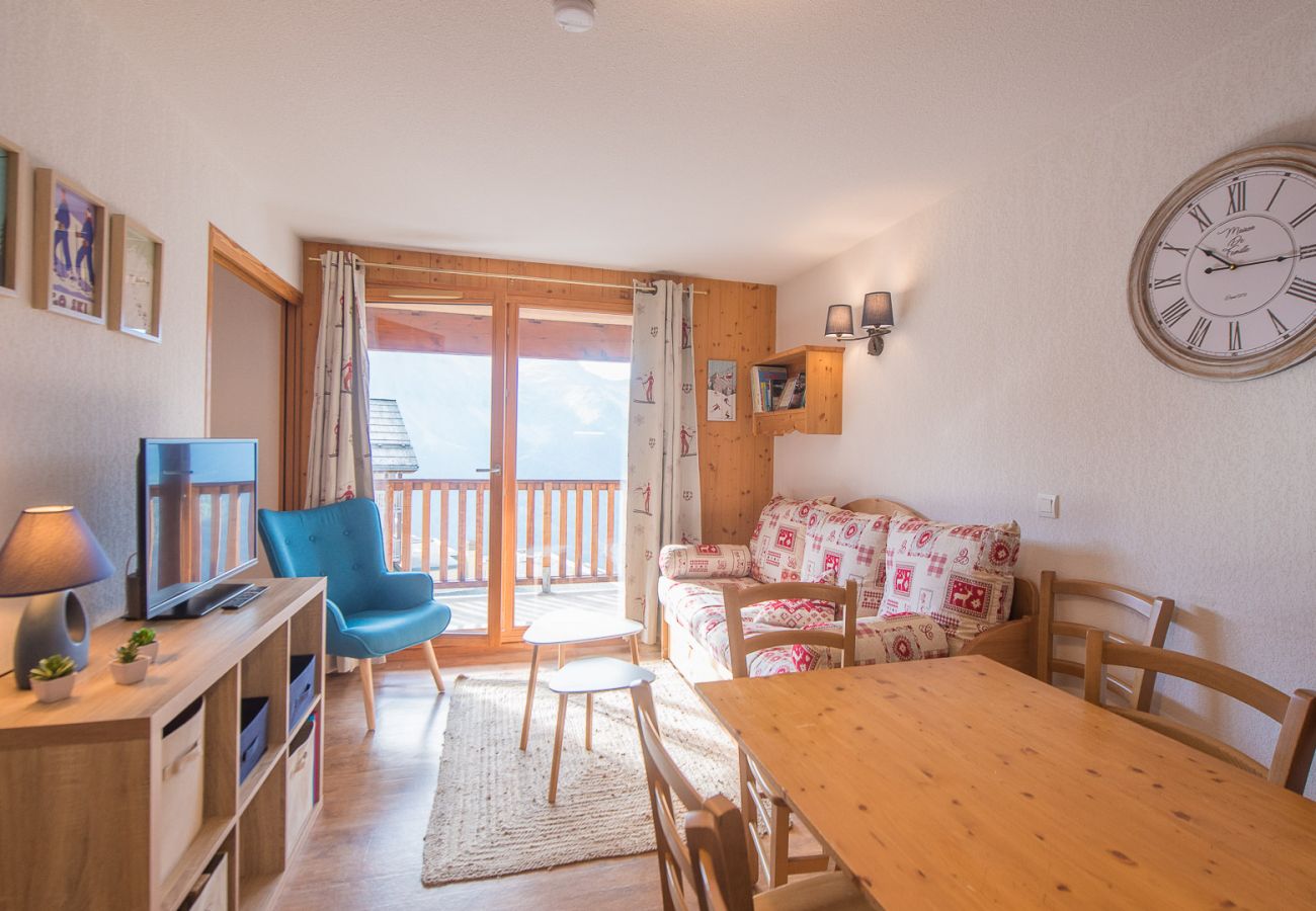 Apartment in Orcières - Apt 4/6 ppl near the ski runs, family friendly