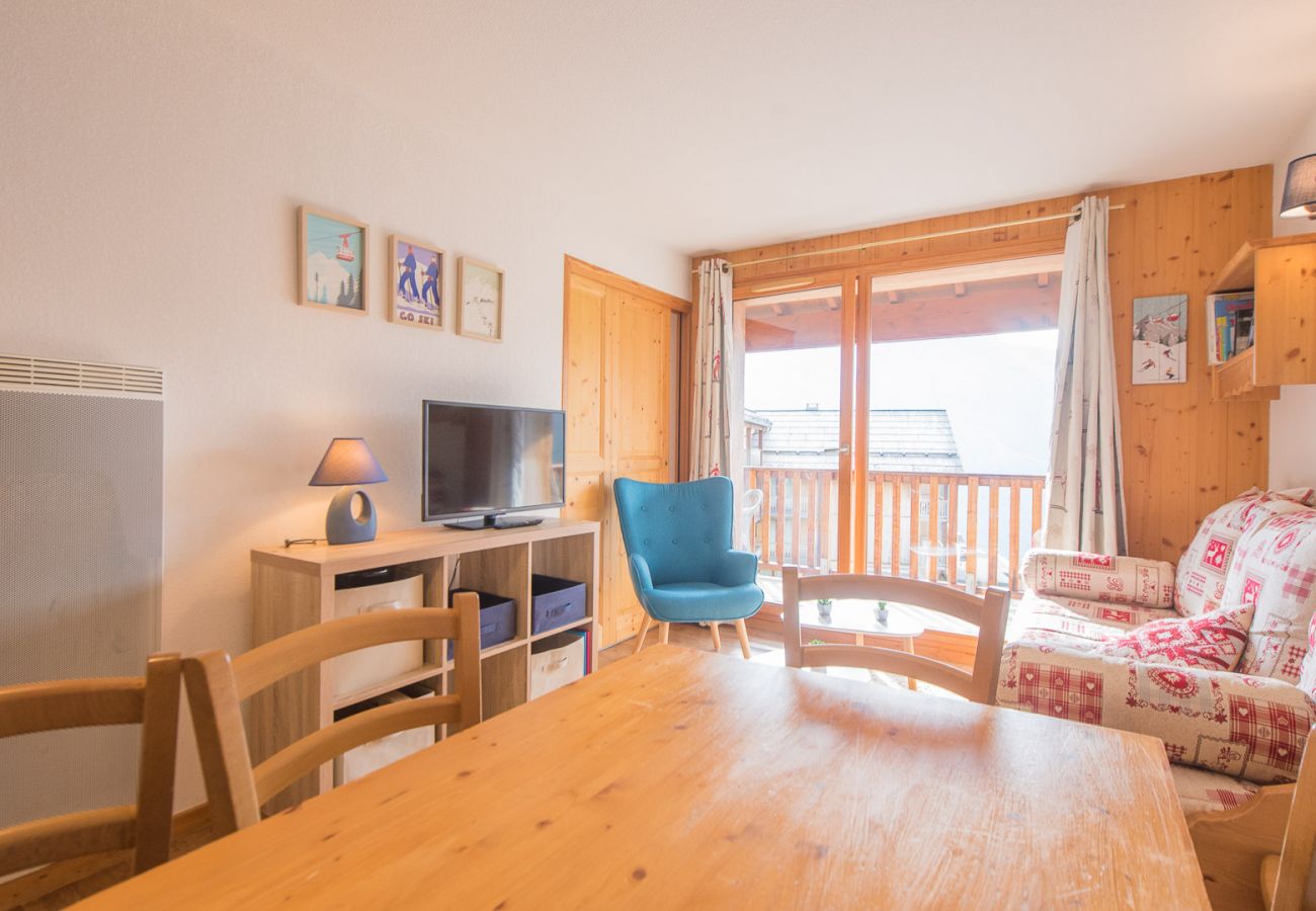 Apartment in Orcières - Apt 4/6 ppl near the ski runs, family friendly