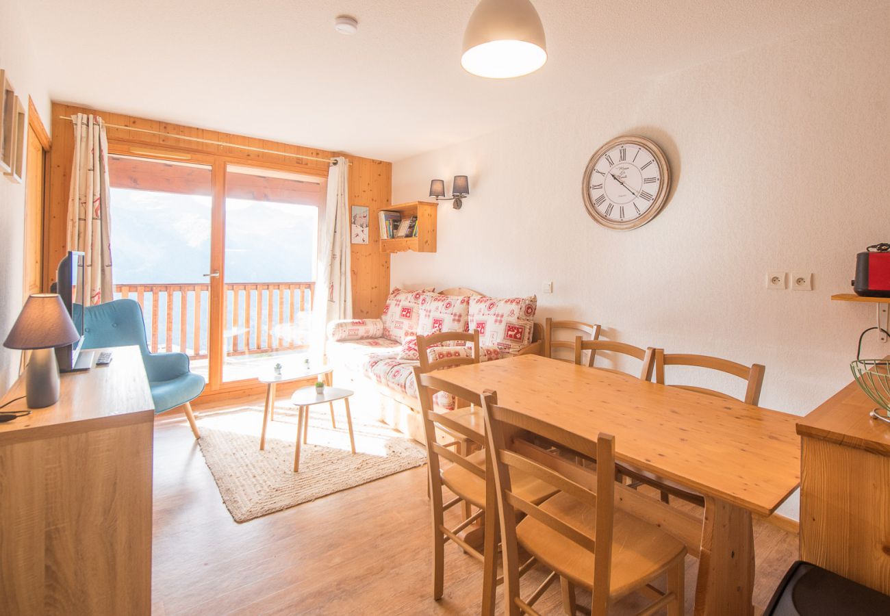 Apartment in Orcières - Apt 4/6 ppl near the ski runs, family friendly