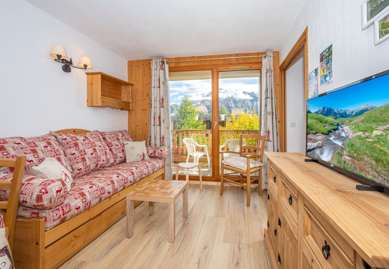 Apartment in Orcières - Apt 4/6 ppl near the ski runs, family friendly