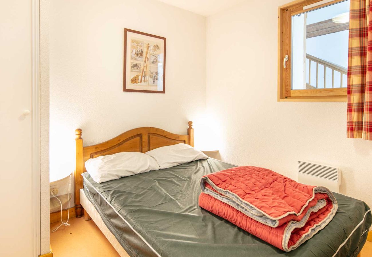 Apartment in Saint-Sorlin-d´Arves - Apt 5 ppl, mountains view, heated pool