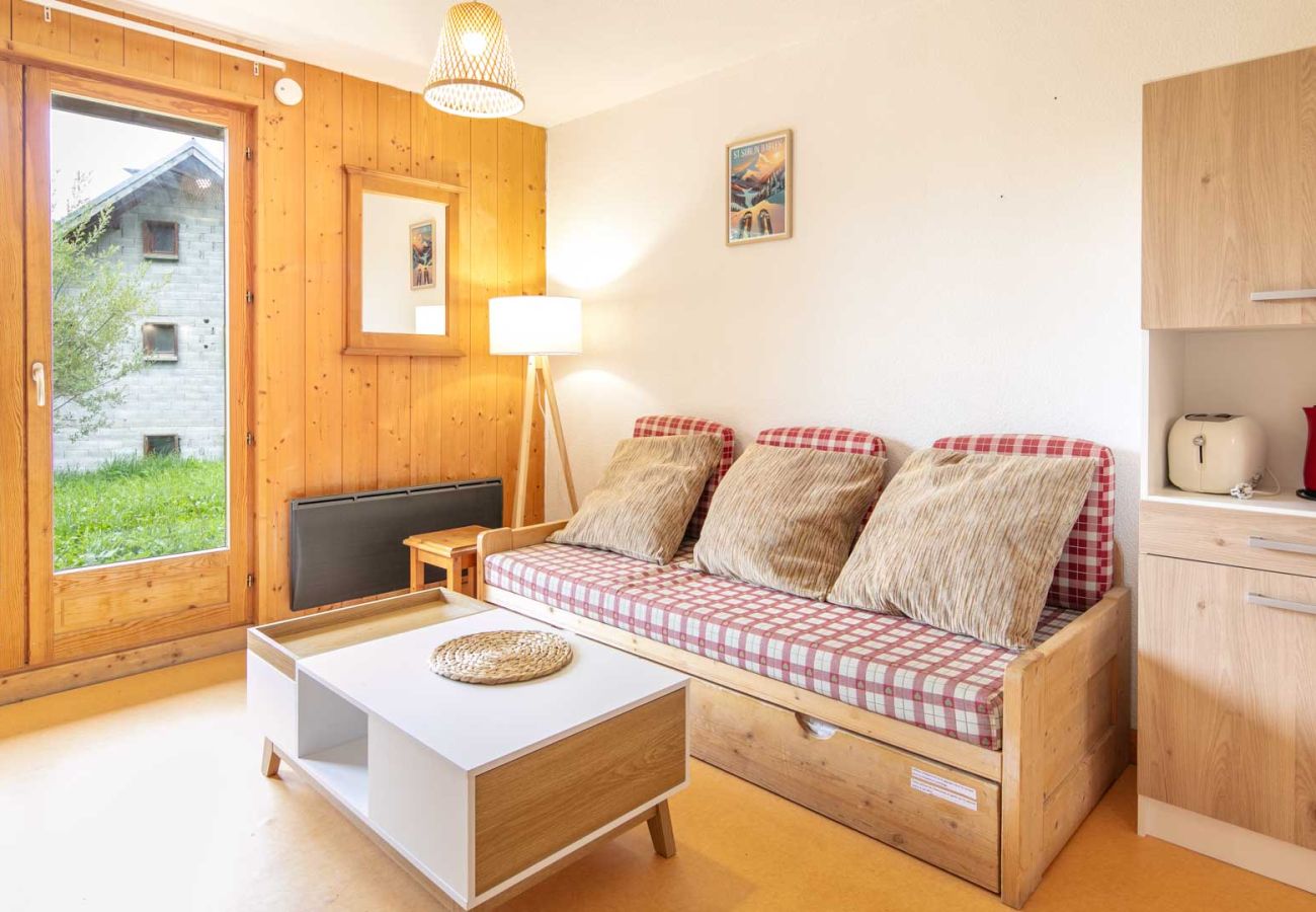Apartment in Saint-Sorlin-d´Arves - Apt 5 ppl, mountains view, heated pool