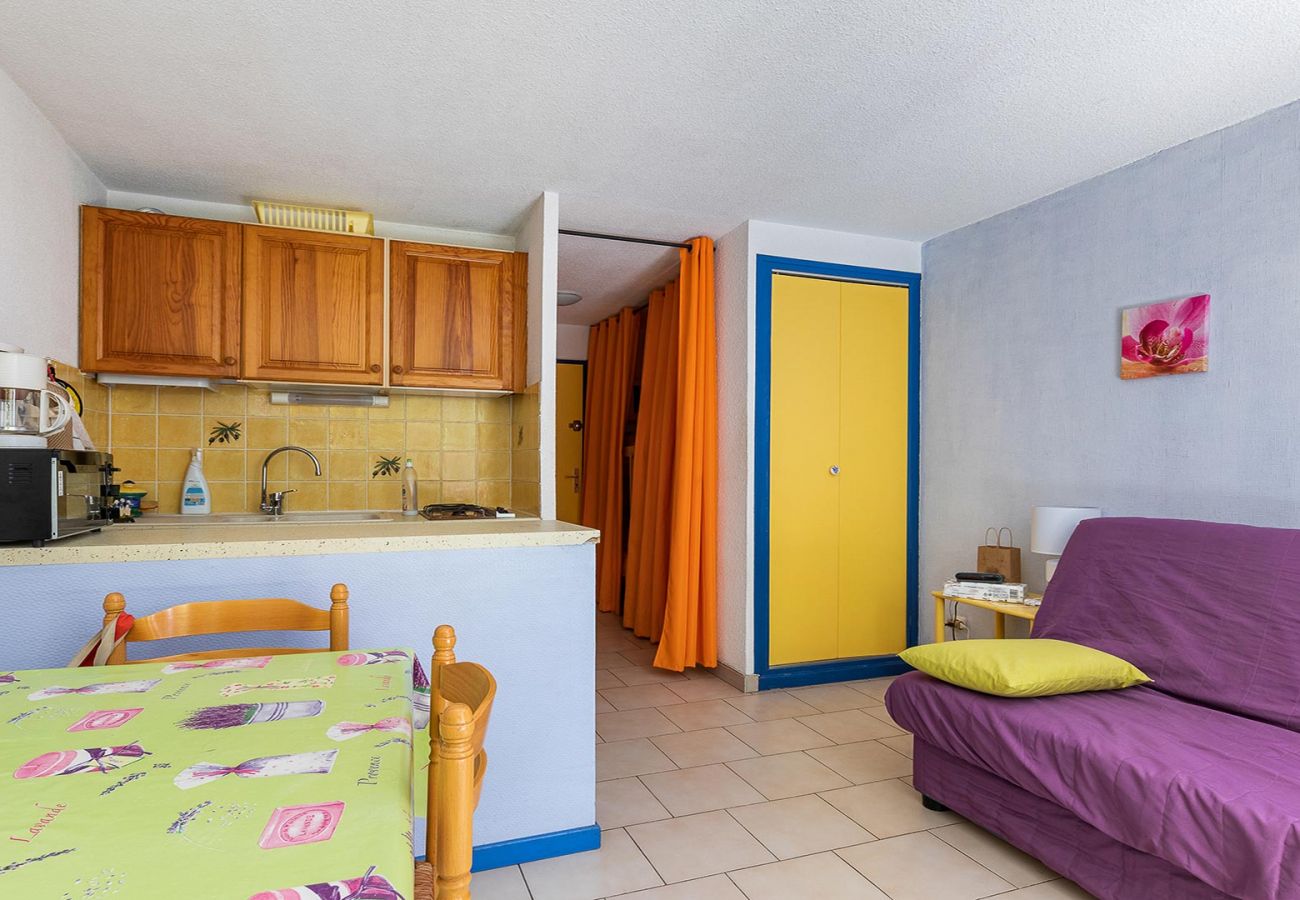 Studio in Agde - Studio 4 ppl, terrace with loggia, sea at 1km