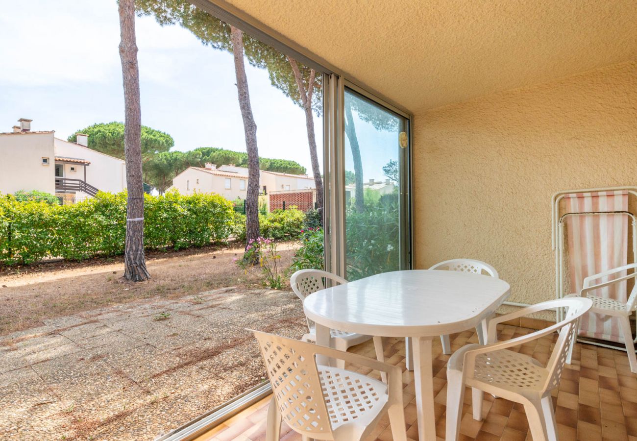 Apartment in Agde - Bright apt 5 ppl, garden, loggia, beach at 500m