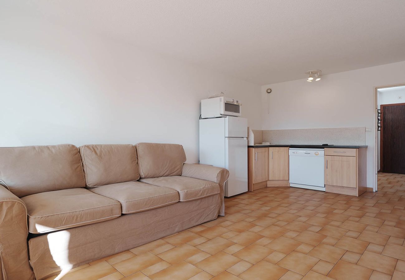 Studio in Agde - Studio 4 pers, sea view loggia, beach at 50m