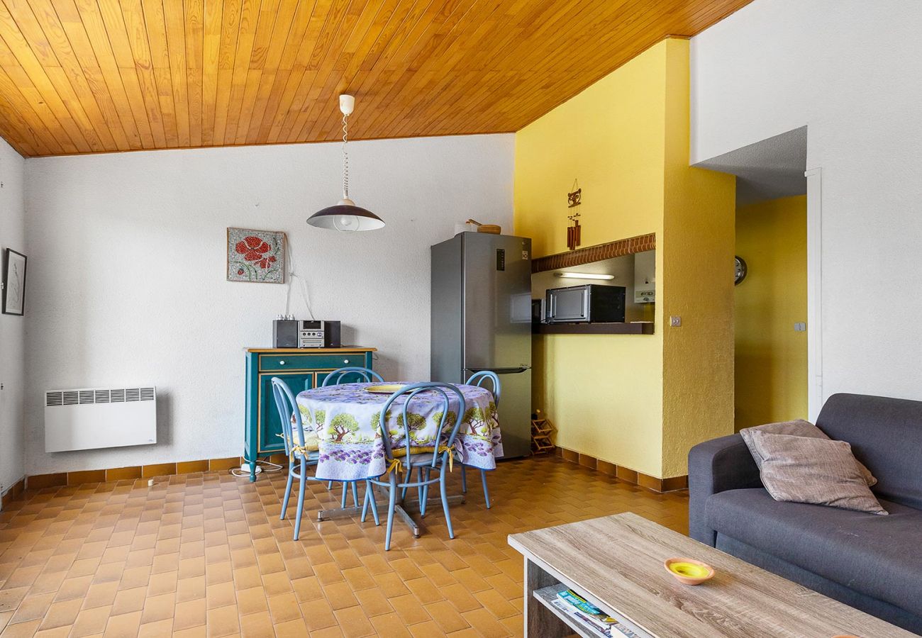 Apartment in Agde - Bright apt 4/6 ppl, 2 terraces, beach at 80m