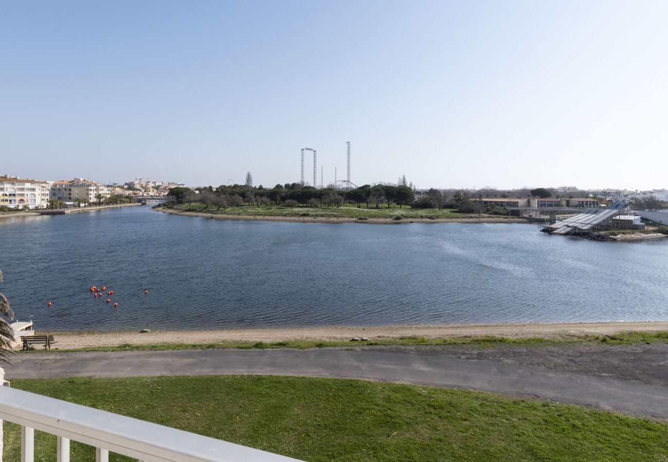 Apartment in Agde - Apt 6 ppl, lagoon view, balcony, pool, parking