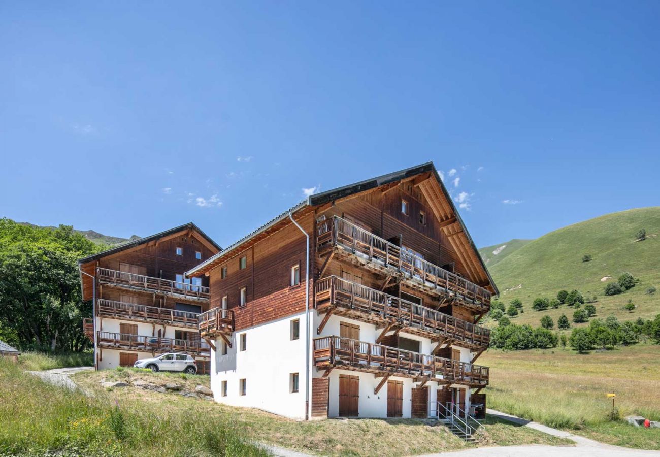 Apartment in Saint-Sorlin-d´Arves - Renovated apt 4/6 ppl near the ski runs