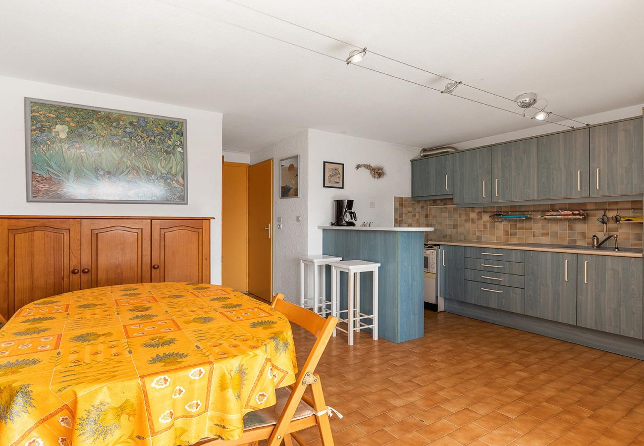 Apartment in Agde - Cosy apt 4/6 ppl, small garden, close to the beach