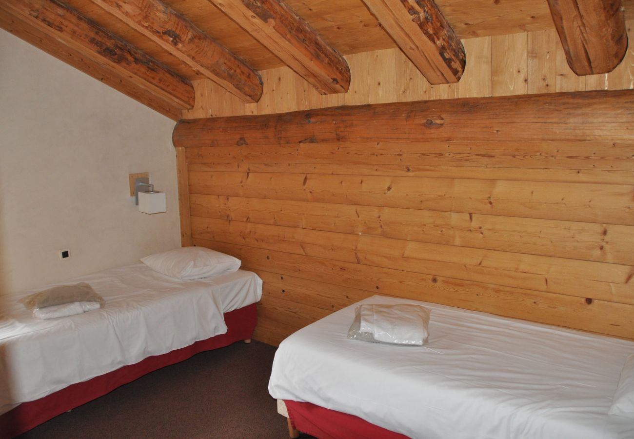 Apartment in Les Deux Alpes - Spacious apt 10 pers, terrace, ski station