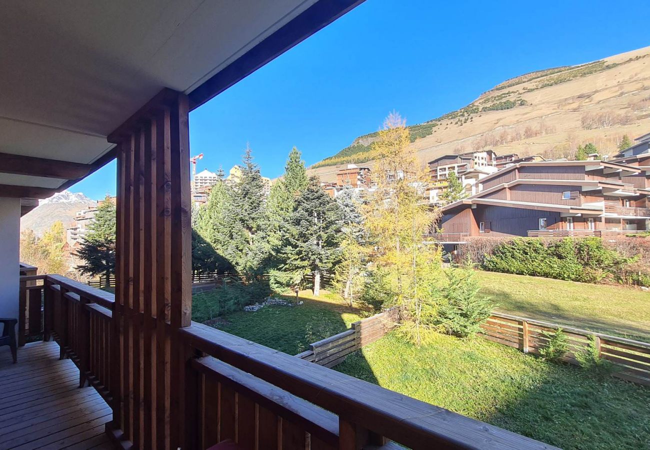 Balcony with a splendi mountains view