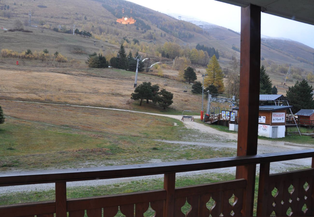 Apartment in Les Deux Alpes - Apt 4/6 ppl with balcony, near the ski station