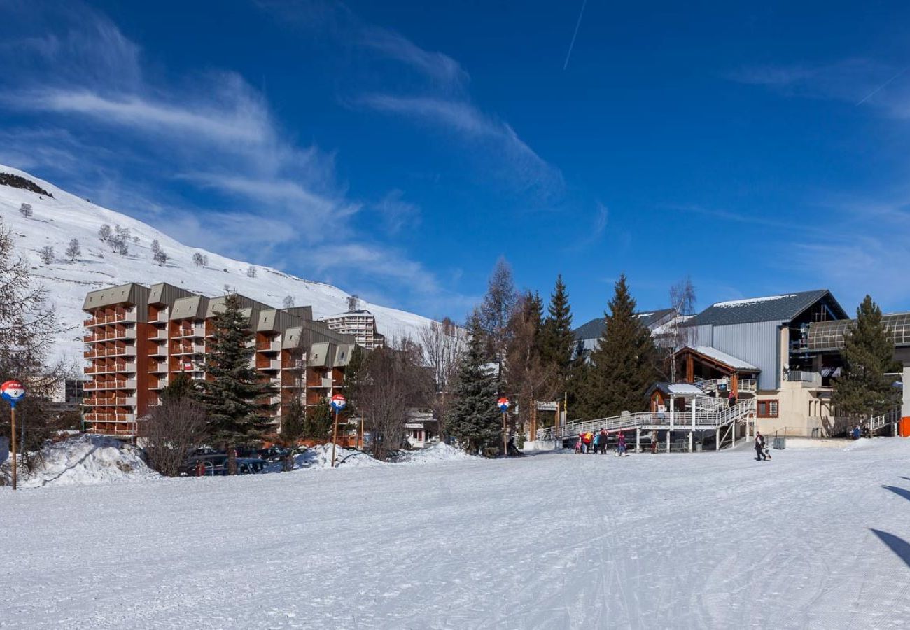 Apartment in Les Deux Alpes - Apt 4/6 ppl, balcony, near the ski station