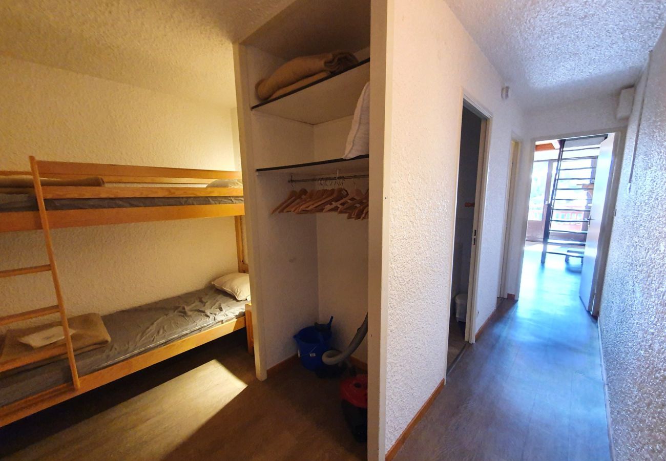 Apartment in Les Deux Alpes - Apt 4/6 ppl, balcony, near the ski station