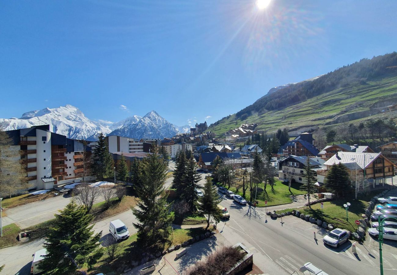 Apartment in Les Deux Alpes - Apt 4/6 ppl, balcony, near the ski station