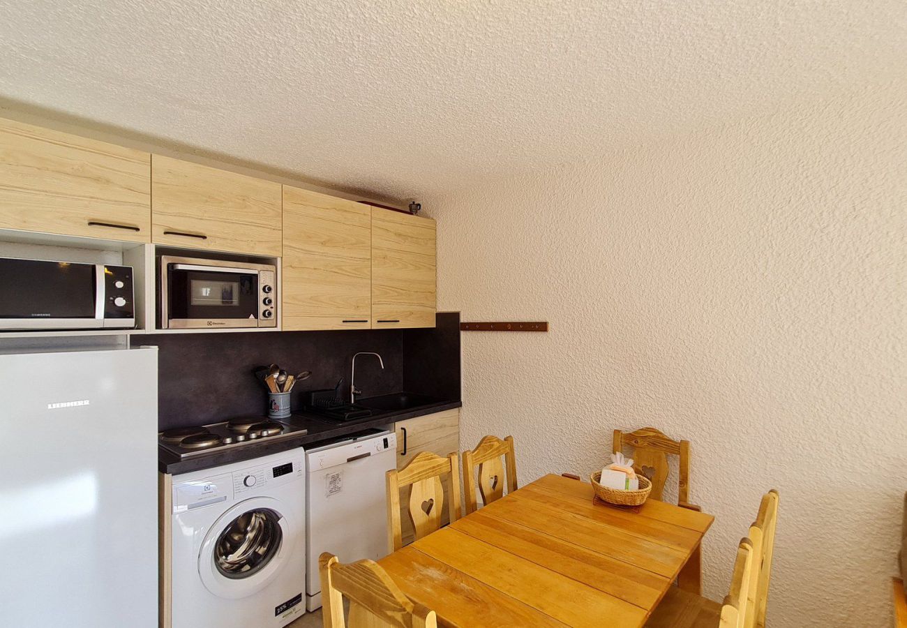 Apartment in Les Deux Alpes - Cosy apt 4/6 ppl, balcony, near the ski station