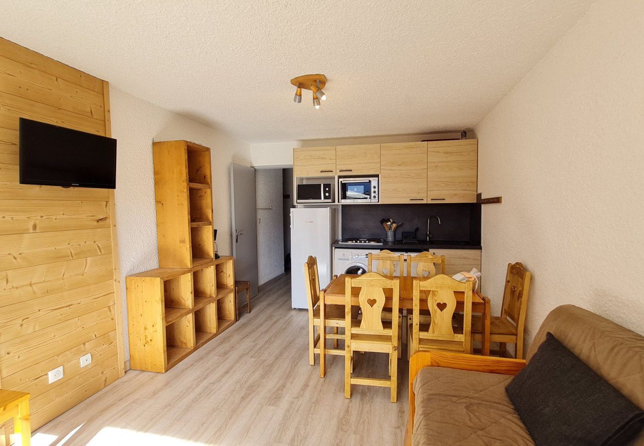 Apartment in Les Deux Alpes - Cosy apt 4/6 ppl, balcony, near the ski station