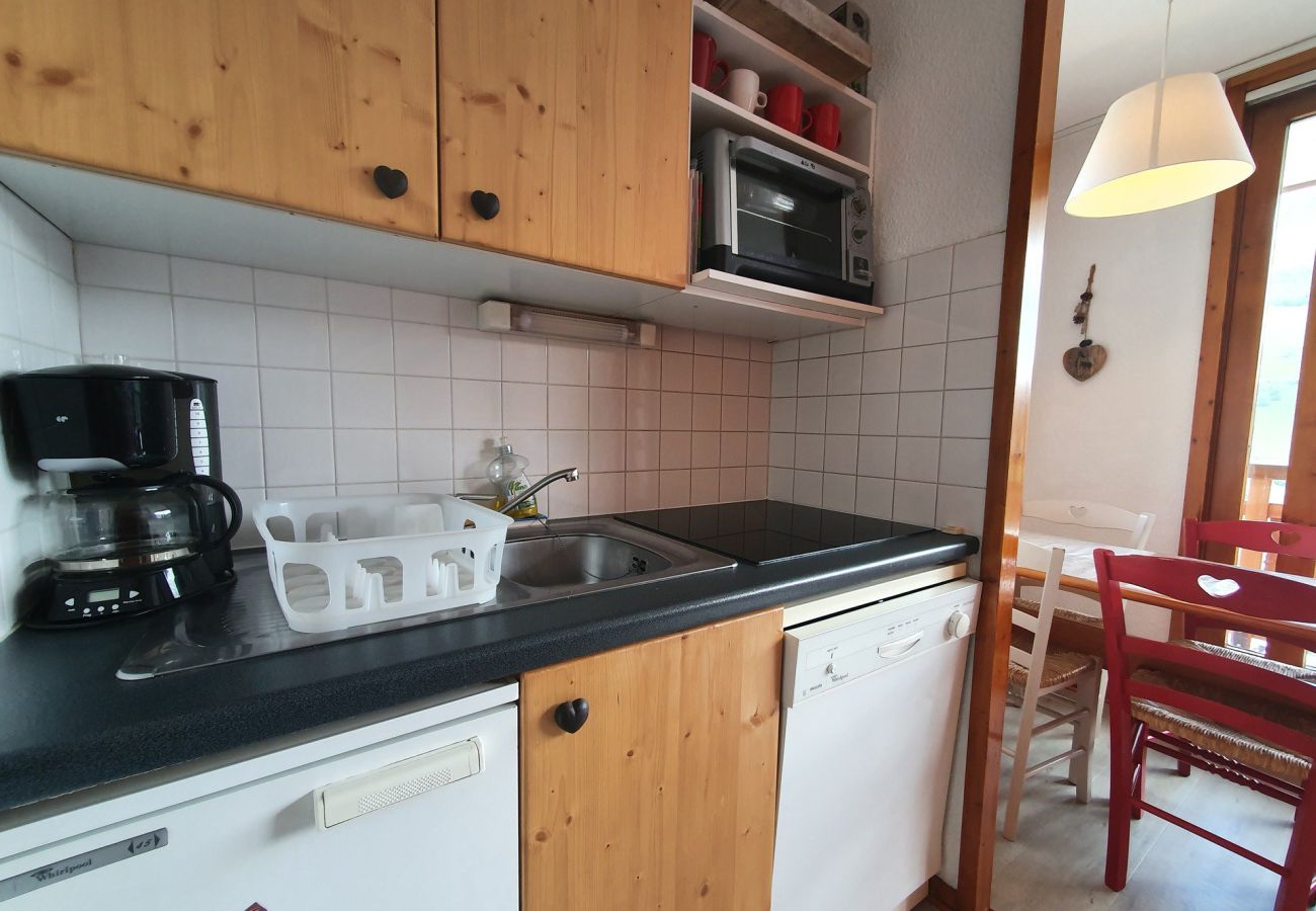 Apartment in Les Deux Alpes - Apt 4 pers, terrace, near the ski station