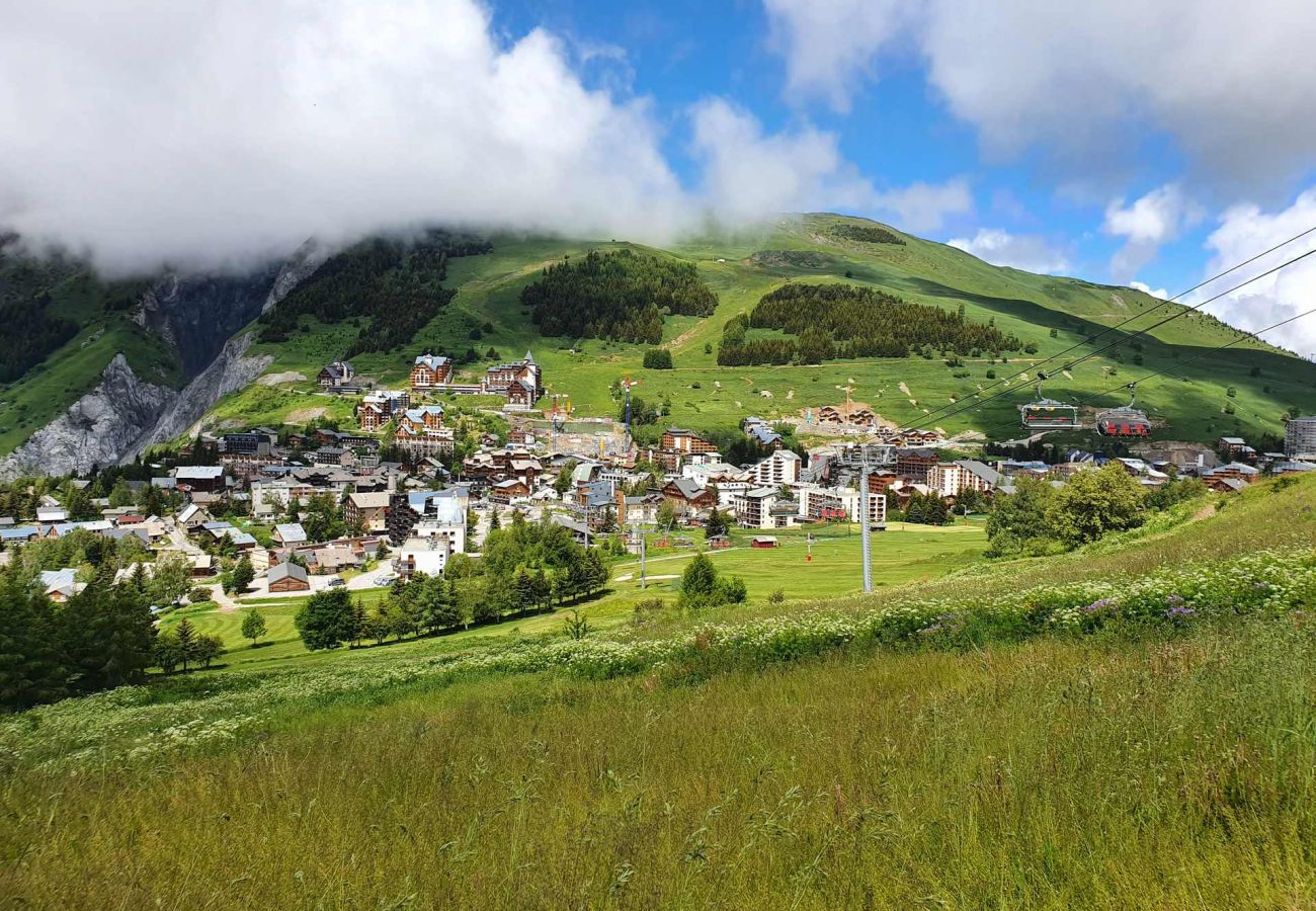 Apartment in Les Deux Alpes - Apt 4 pers, terrace, near the ski station