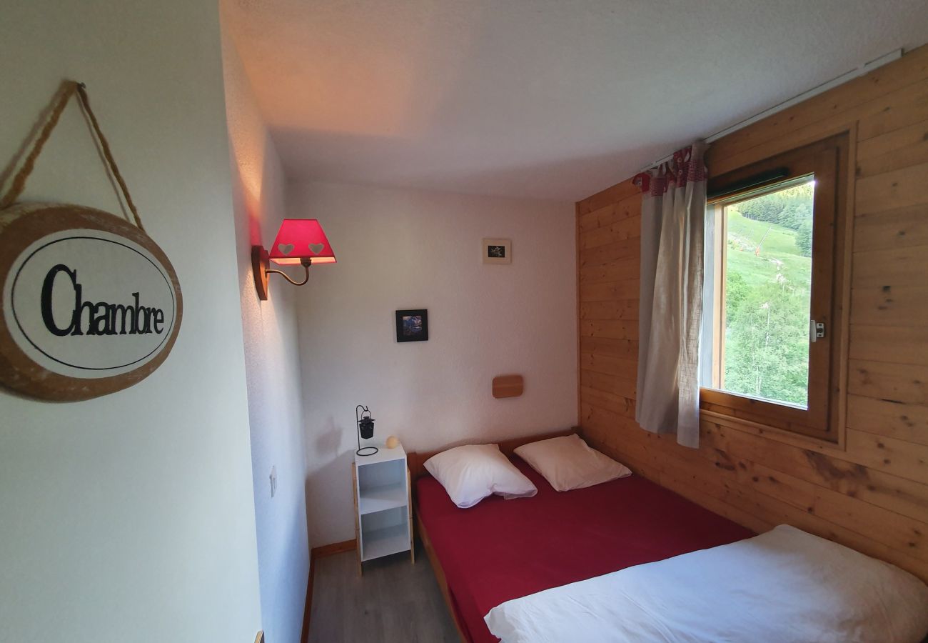 Apartment in Les Deux Alpes - Apt 4 pers, terrace, near the ski station