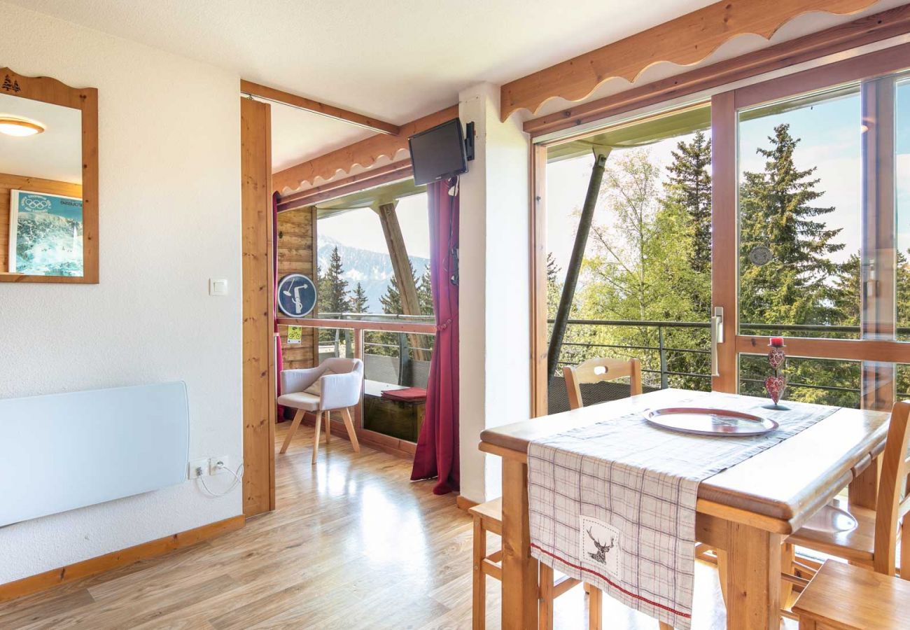 Apartment in Chamrousse - Bright apt 6 ppl, mountains view from balcony