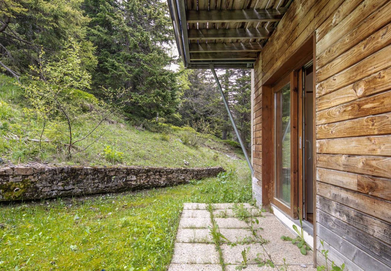 Studio in Chamrousse - Bright studio 4 ppl near the ski runs with garden