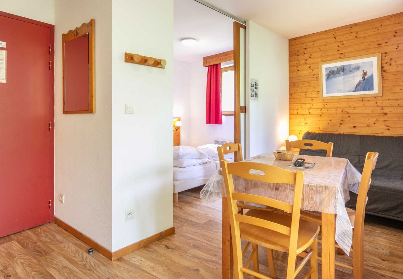 Studio in Chamrousse - Bright studio 4 ppl near the ski runs with garden