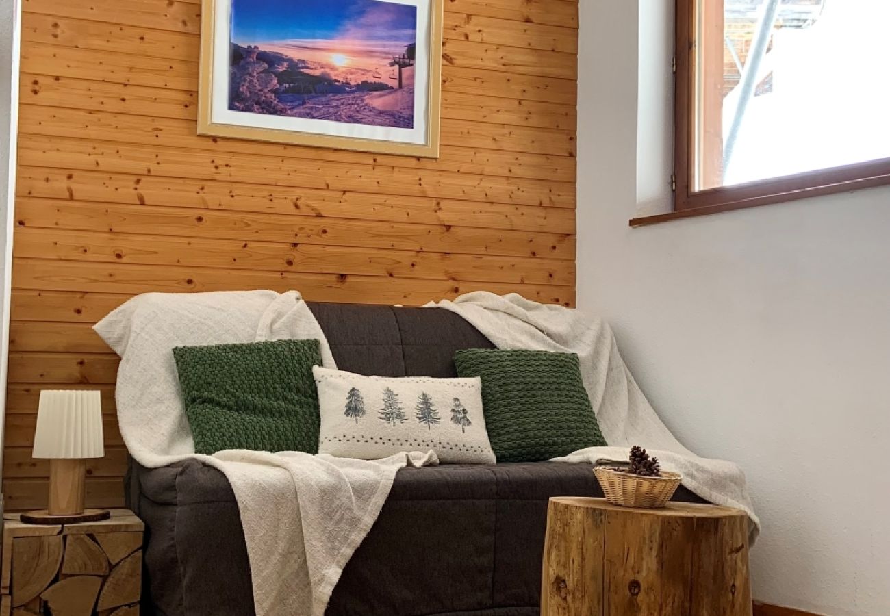 Studio in Chamrousse - Bright studio 4 ppl near the ski runs with garden