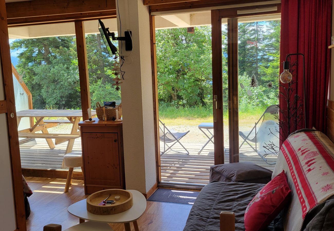 Apartment in Chamrousse - Cosy apt 4 ppl, near the ski runs