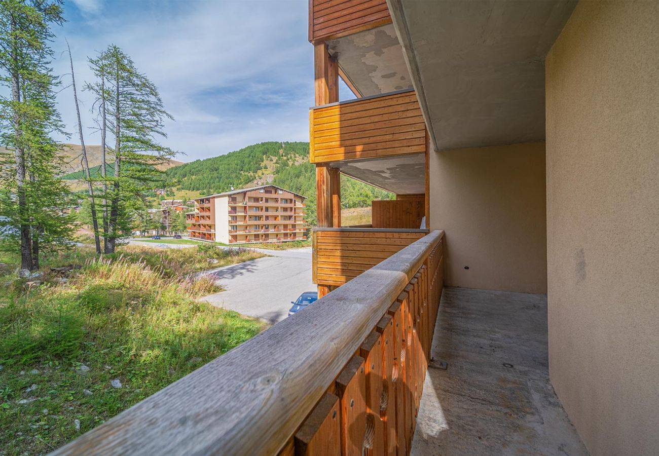 Apartment in Allos - Spacious apt 6 ppl, near the ski runs