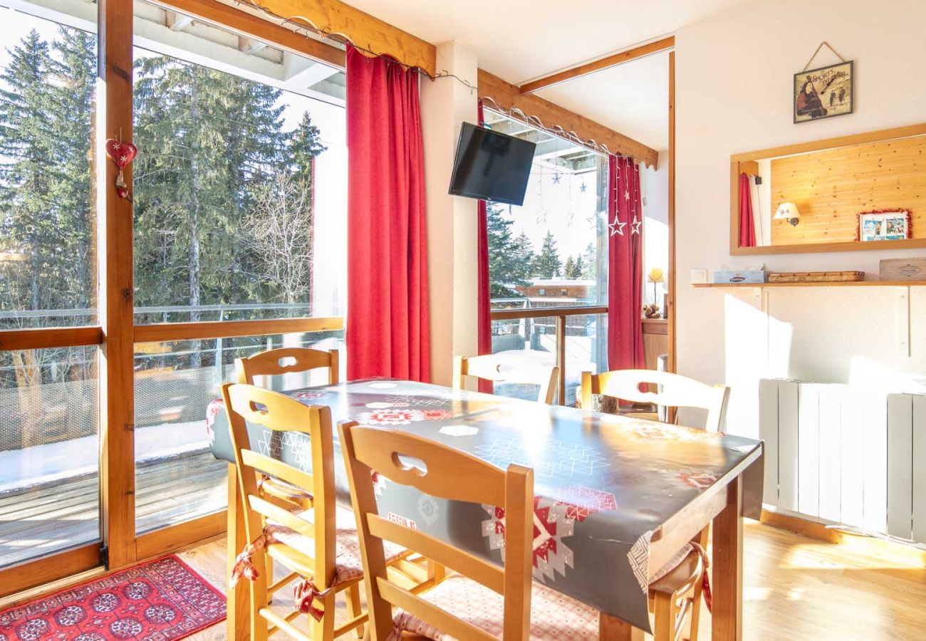 Apartment in Chamrousse - Apt 5 ppl near the ski runs