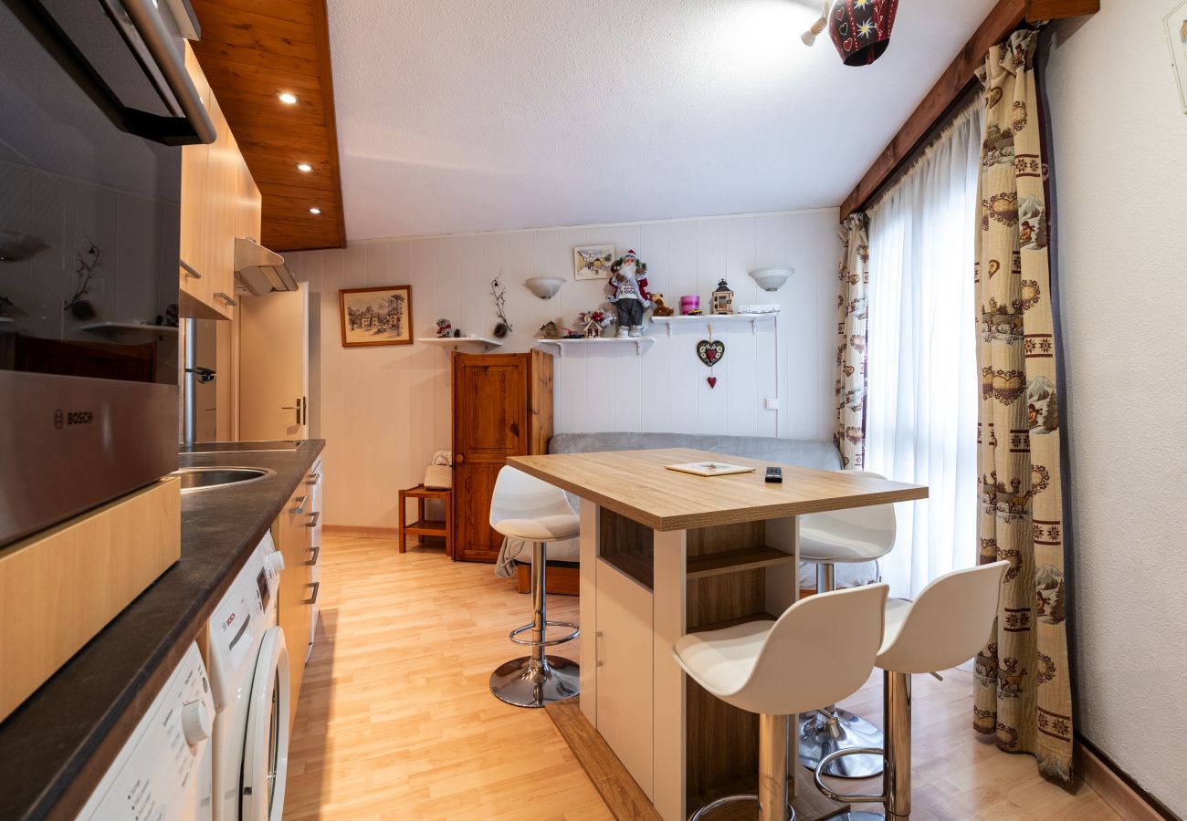 Apartment in Morillon - Renovated and well equipped appt, at the beginning of ski slopes, 6 ppl