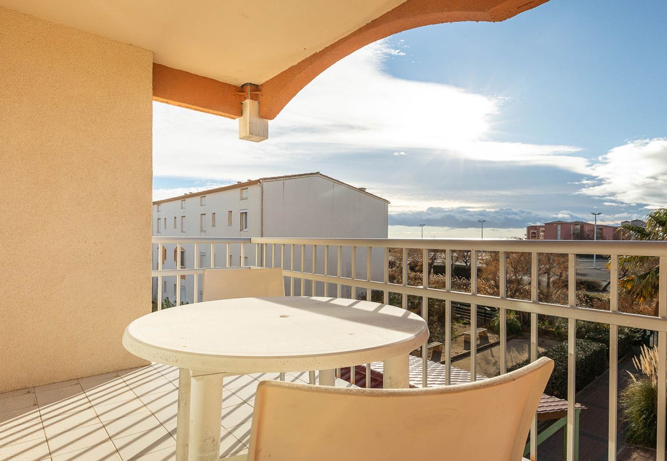 Apartment in Agde - Apt 6 ppl, balcony, near the sea