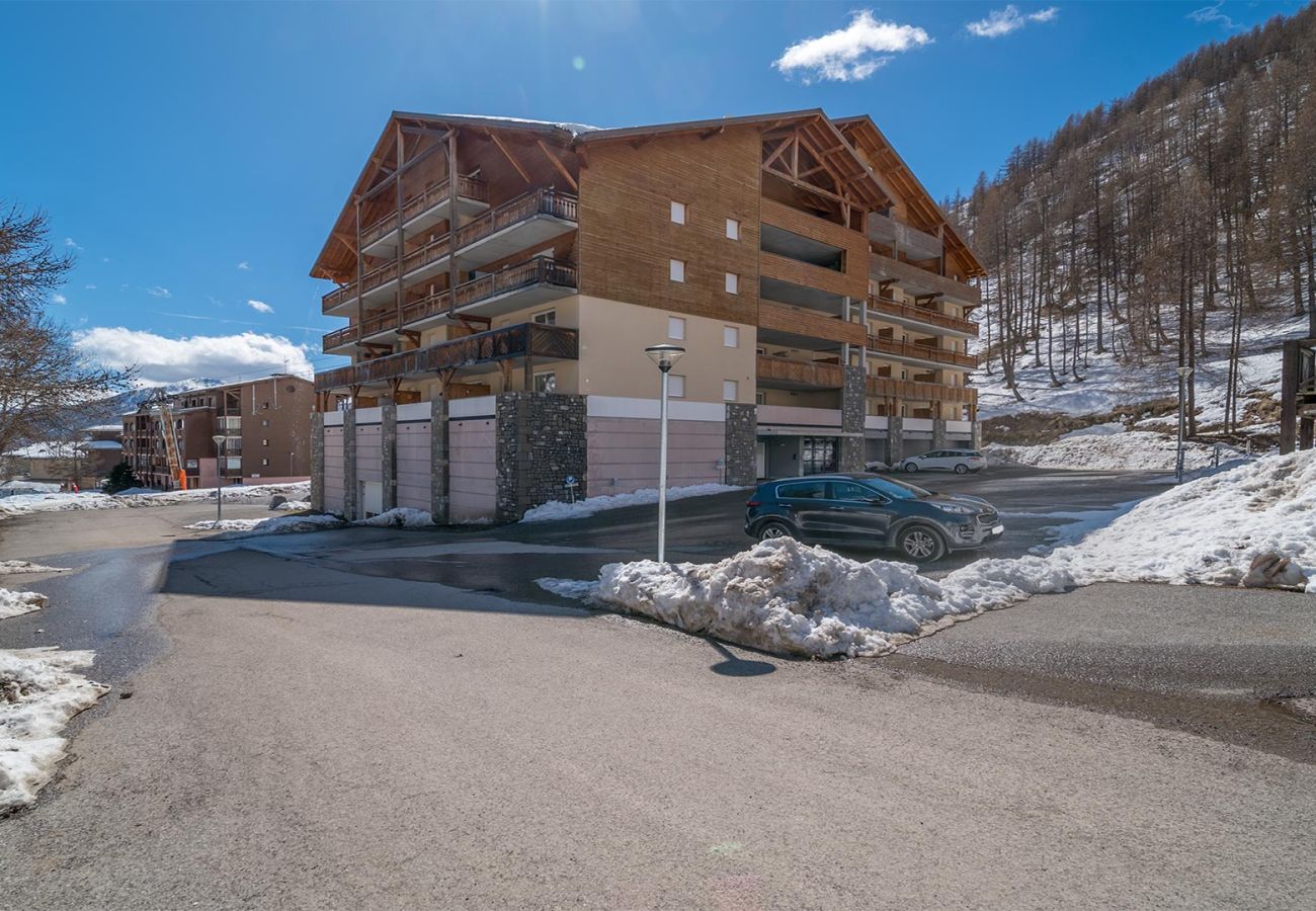 Studio in Allos - Nice apt near the slopes 7 people