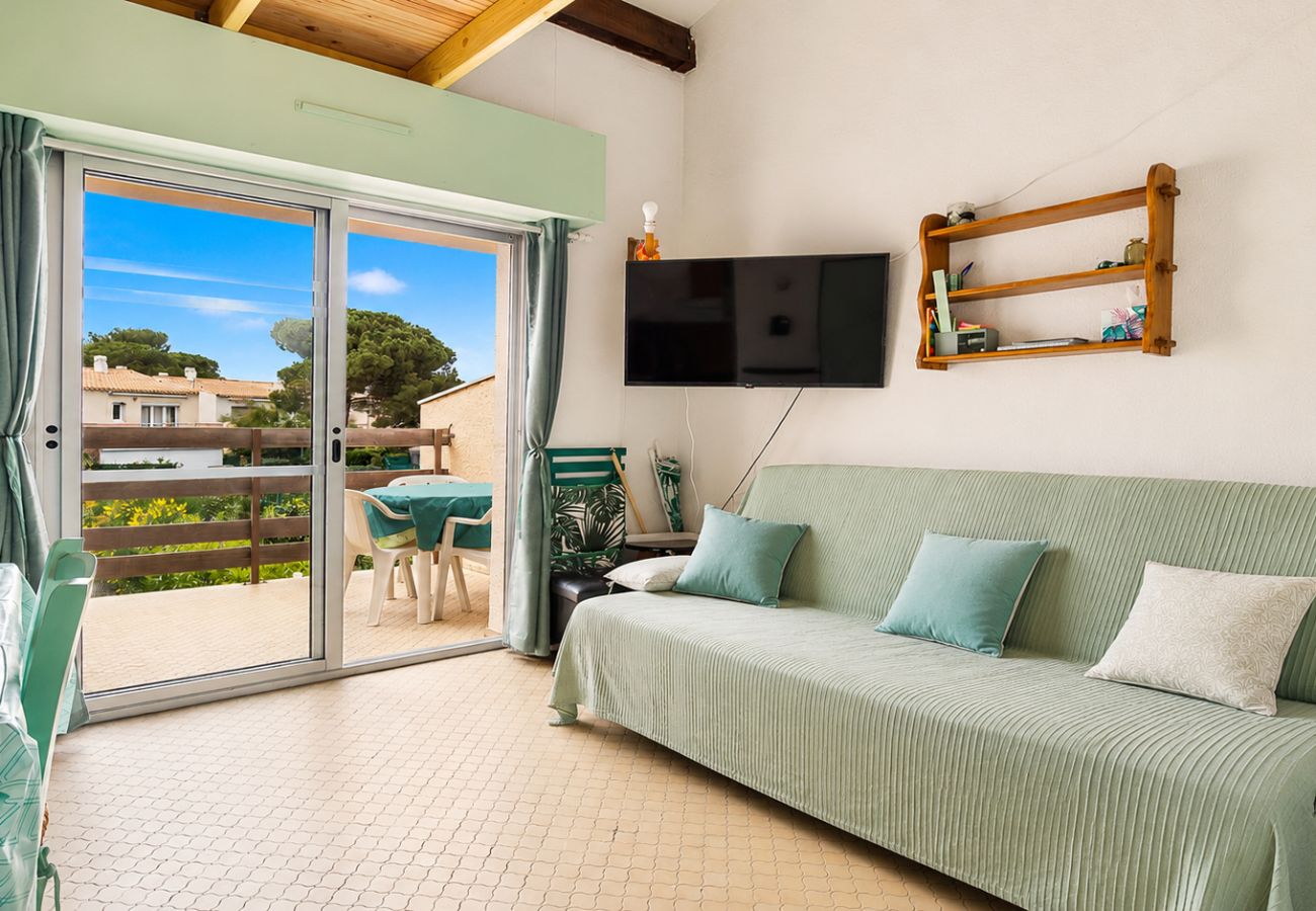 Studio in Agde - Bright studio for 4/6 pers, Mezzanine