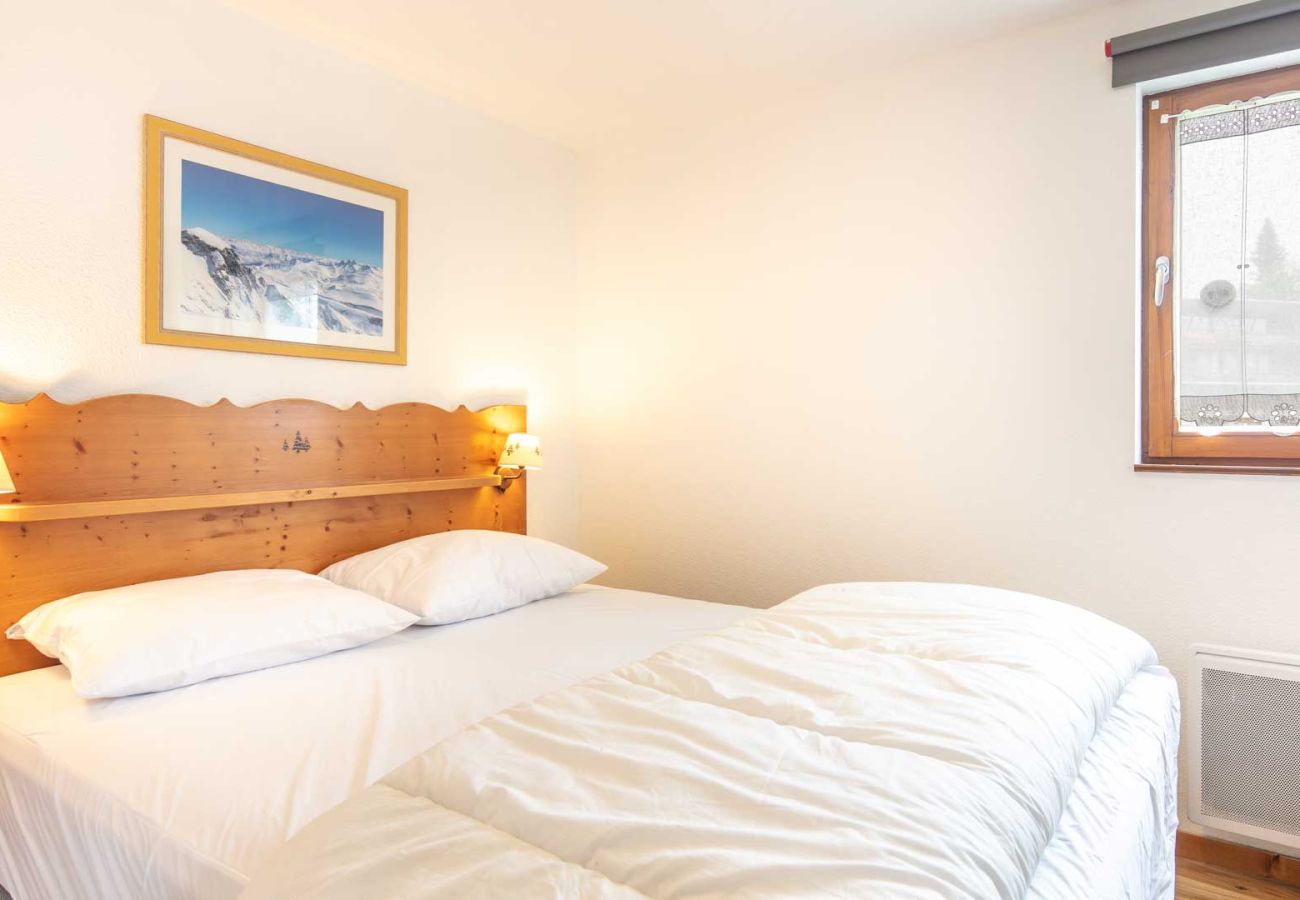 Apartment in Chamrousse - Charming 5 pers Apt close to the slopes