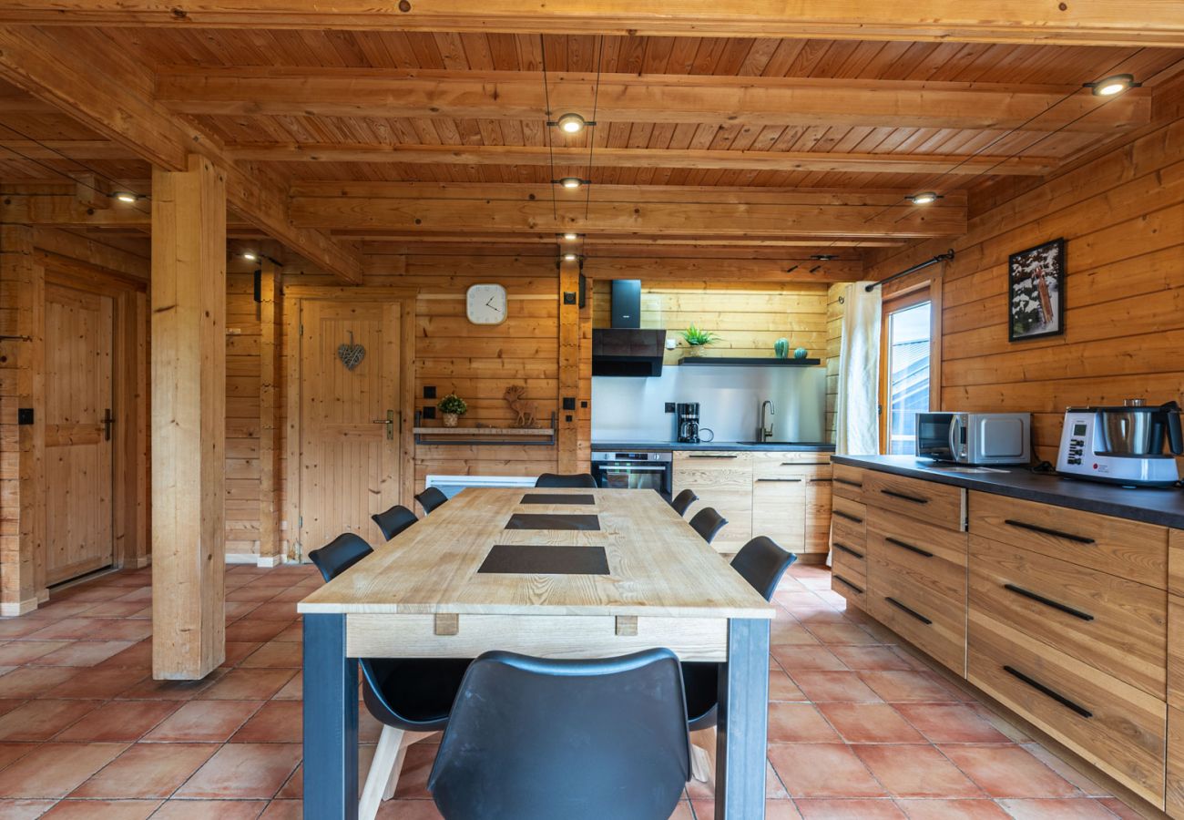 Chalet in Morillon - Well-equipped prestige chalet for 8 people