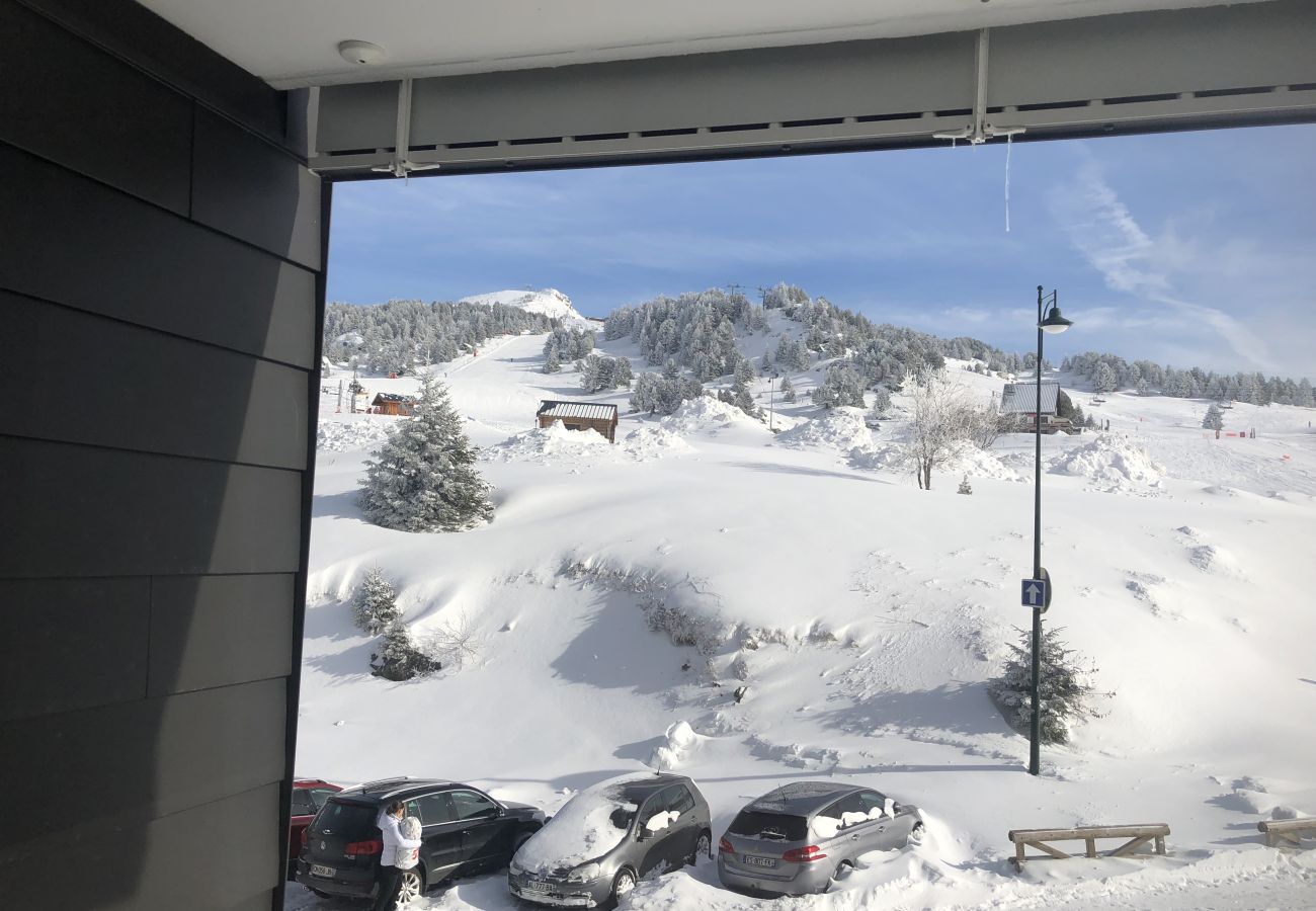 Apartment in Chamrousse - Bright apt 4/6 ppl, balcony, nears the slopes