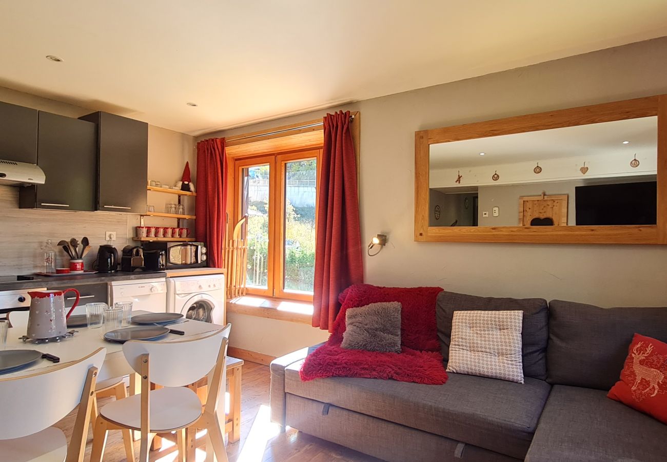 Apartment in Les Deux Alpes - Nice Apt 6 pers in Chalet