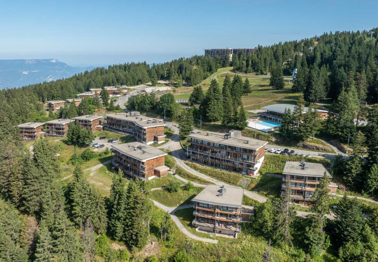 Apartment in Chamrousse - Nice Appt 4/5 pers near the slopes