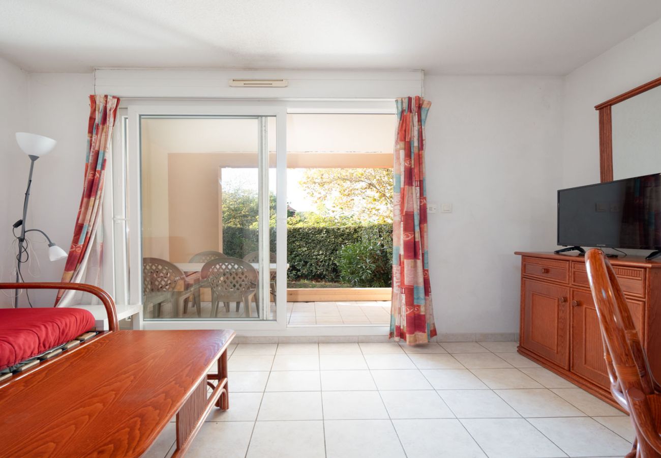 Apartment in Agde - Bright apartment for 4 ppl with garden