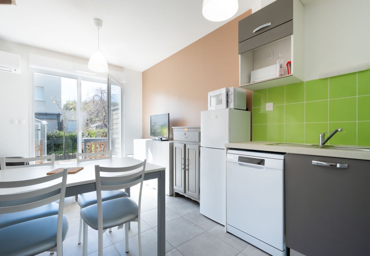 Villa in Sérignan - Bright villa 6 ppl, garden, close to the sea