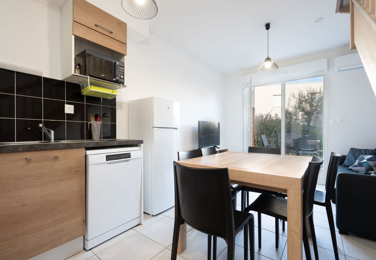 Villa in Sérignan - Beautiful 6 person villa with pool