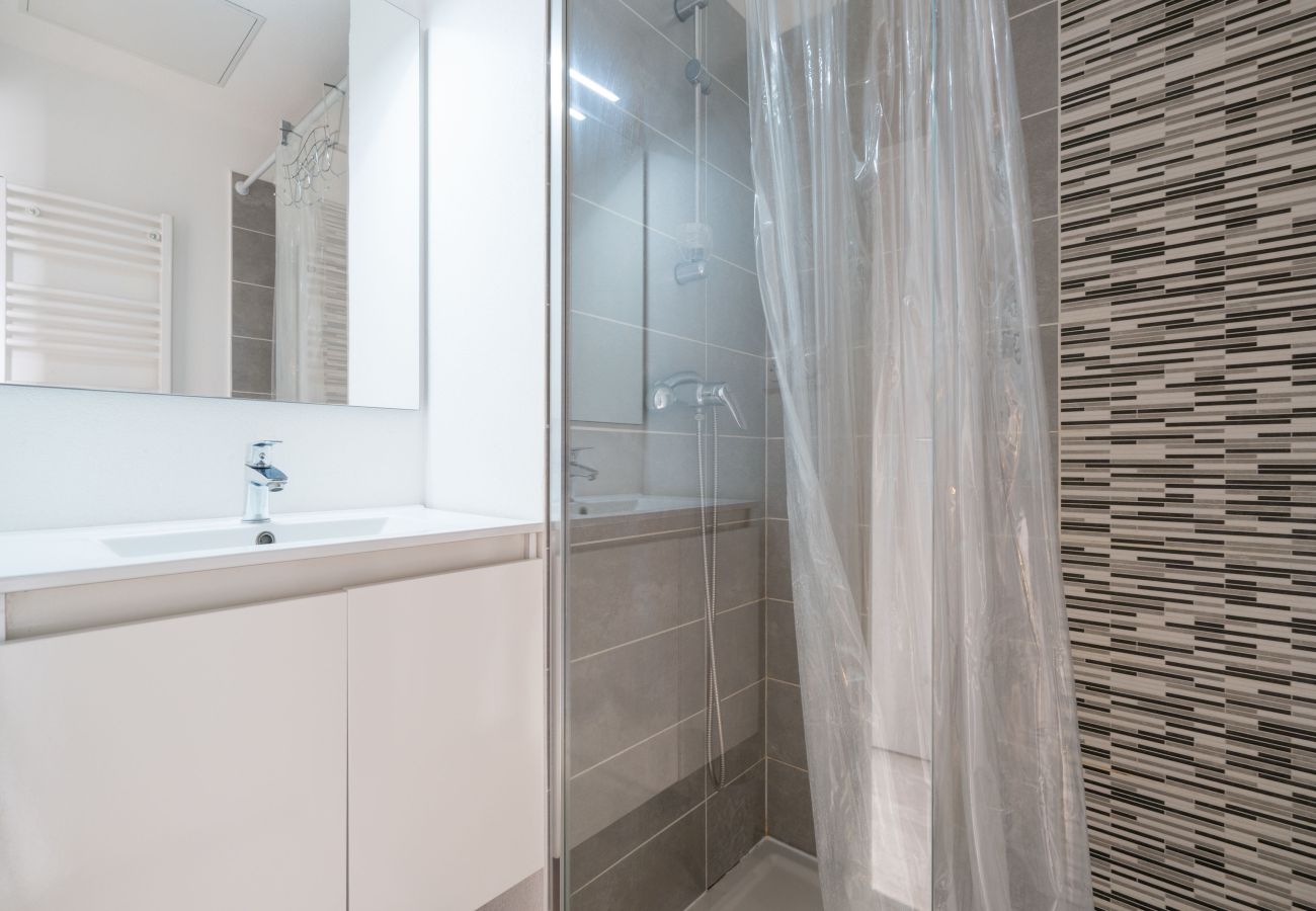 Villa in Sérignan - Beautiful 6 person villa with pool