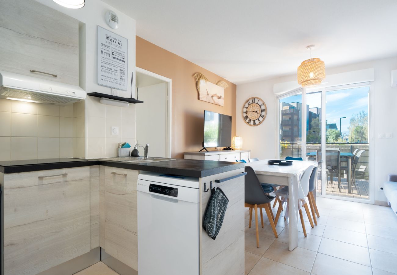 Villa in Sérignan - Charming villa for 8 people with garden
