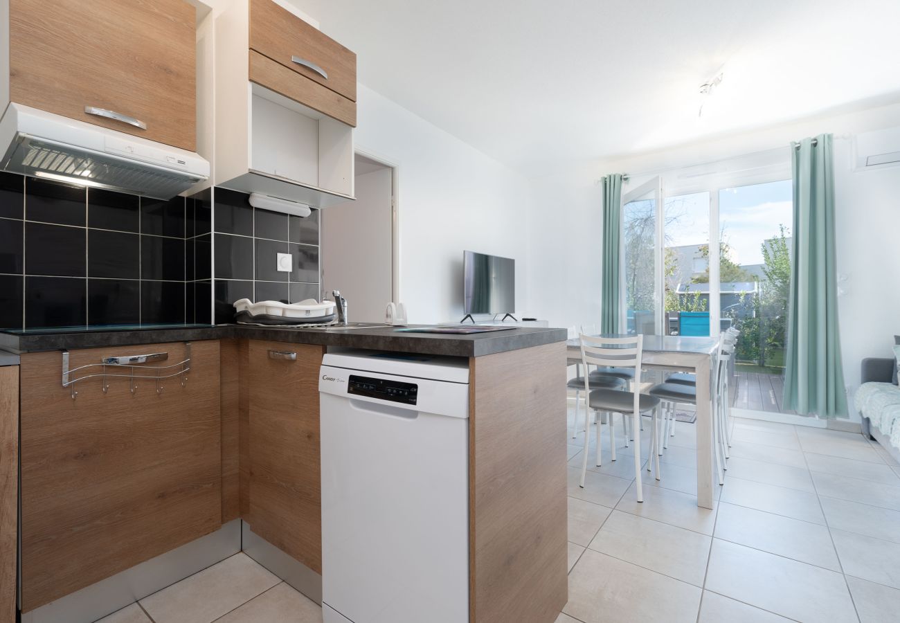 Villa in Sérignan - Bright villa 8 ppl, garden, close to the sea