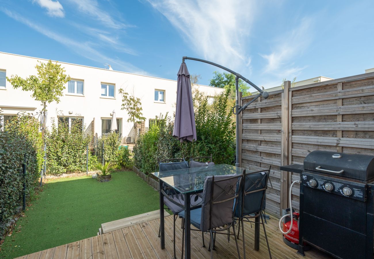 Villa in Sérignan - Bright villa 6 ppl, garden, close to the sea